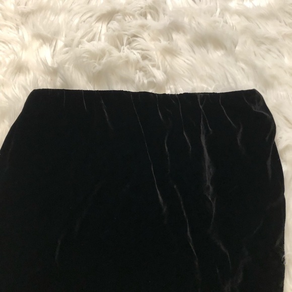 Theory Hailey W Skirt Black Velvet Asymmetrical Hem - Picture 3 of 11